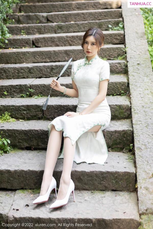 綺裡嘉 绮里嘉 [XiuRen]高清写真图 2022.08.19 No.5468 绮里嘉ula第2张图片